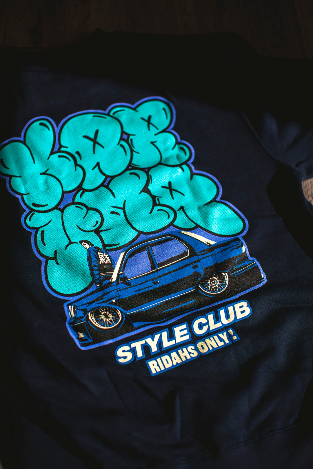 CLUB CREWNECK