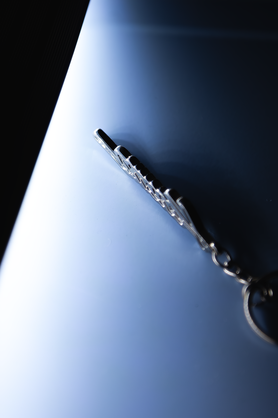 OFFICIAL EDGE CUT KEYCHAIN