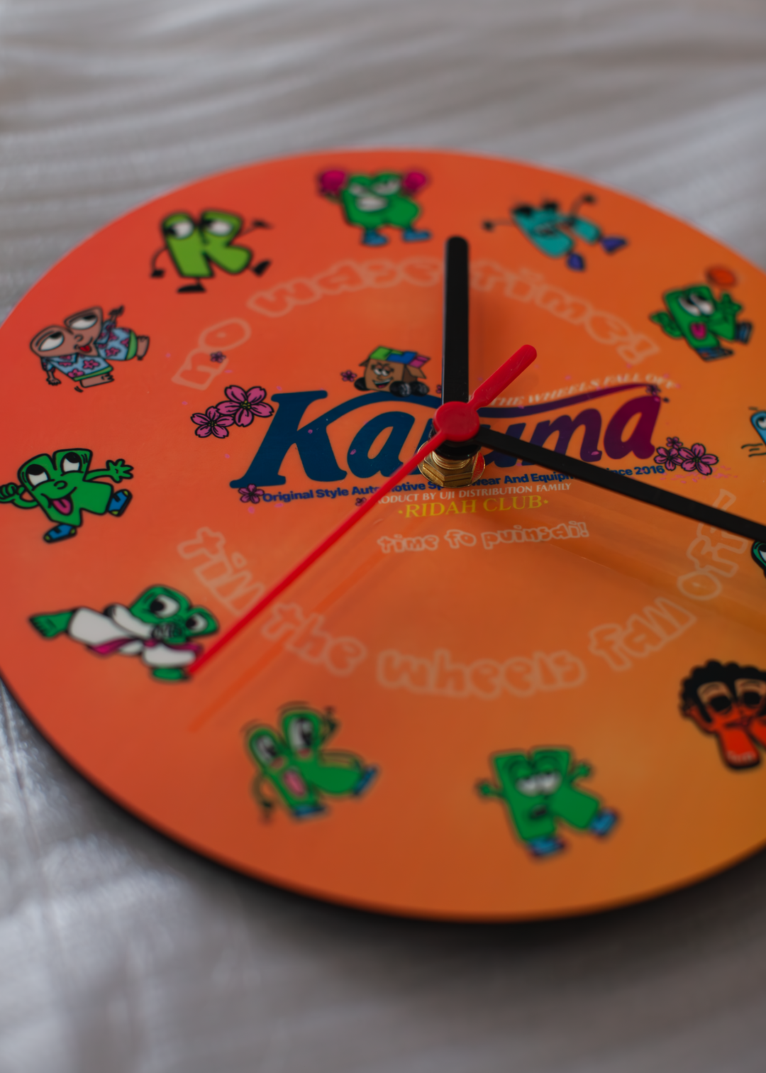 PUINSAI WALL CLOCK